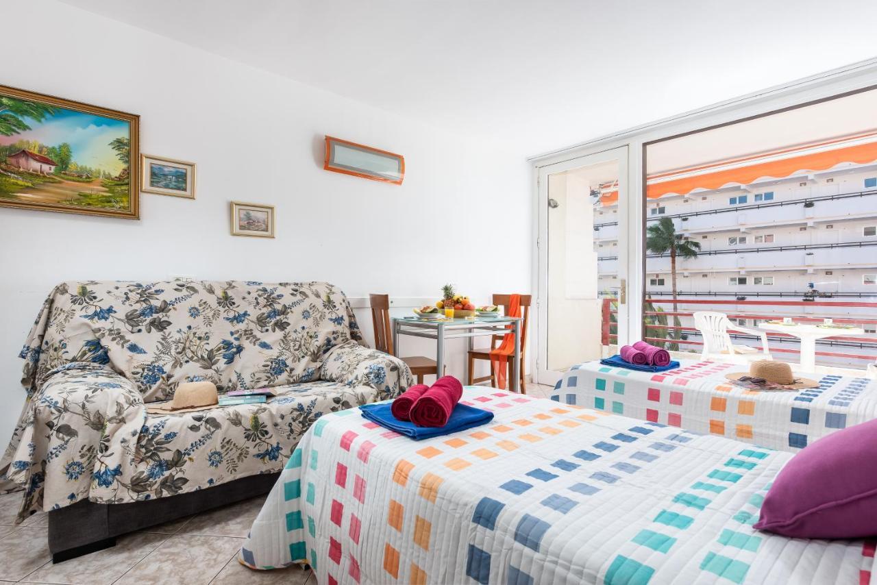421 Olympia Central Studio Building Remodelling Playa de las Americas  Exteriör bild