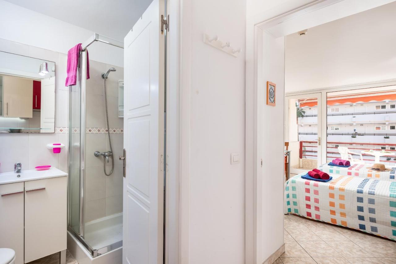 421 Olympia Central Studio Building Remodelling Playa de las Americas  Exteriör bild